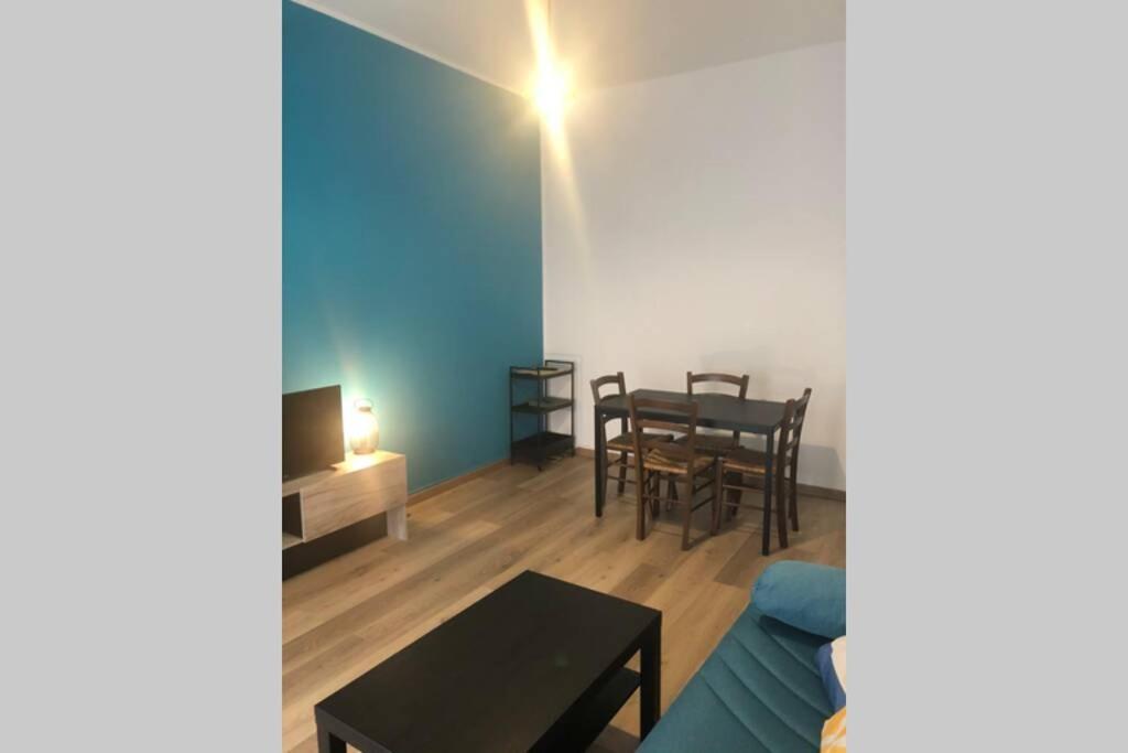 La Maison Bleue Sul Naviglio Корсико Экстерьер фото