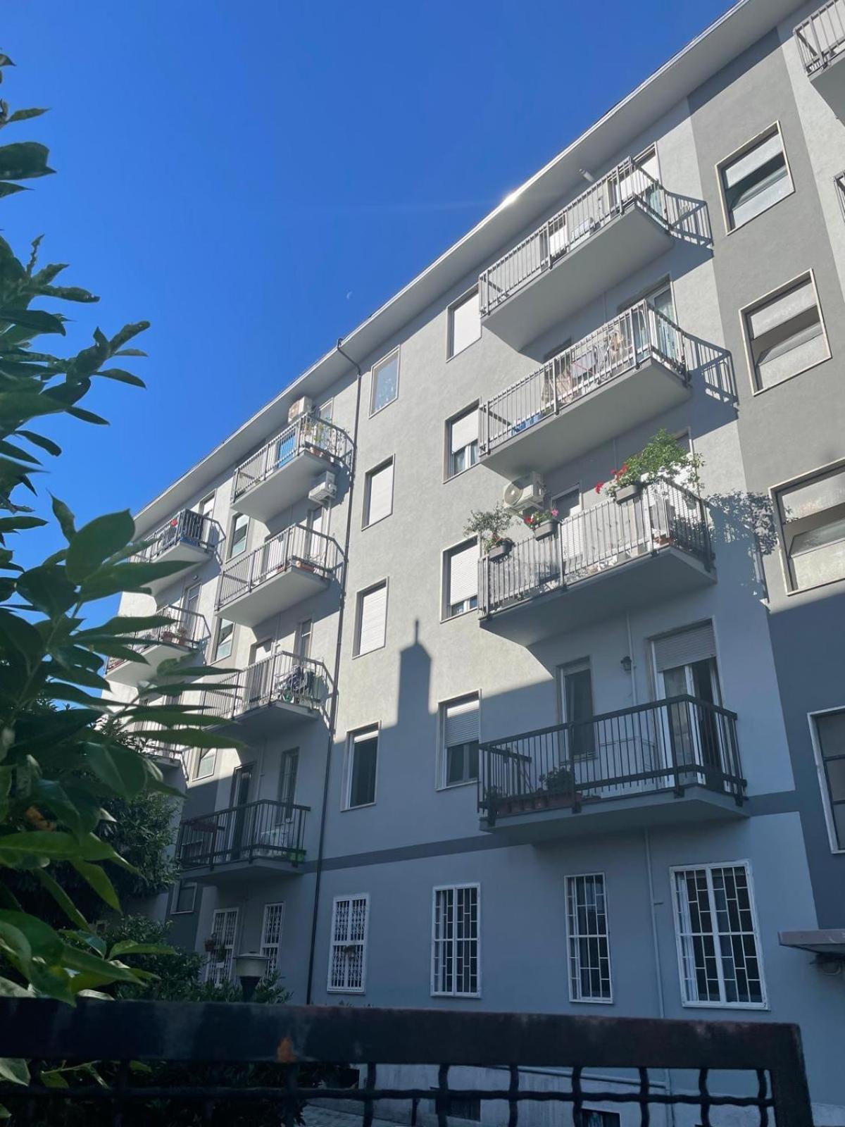 La Maison Bleue Sul Naviglio Корсико Экстерьер фото